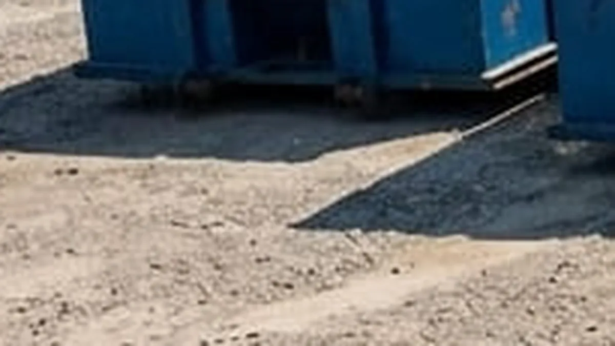 10 yard dumpster rental in Springfield, MO 10 yard dumpster rental in Springfield, MO